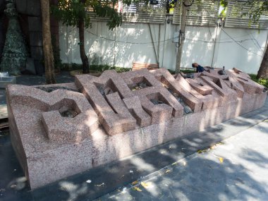 Thammasat Üniversitesi (Tha Prachan) BANGKOK THAILAND-30 Ekim 2018 1932 tarihli iktidar değişikliği ve 1971 1976 ve 1992 yıllarındaki Tayland siyasi ayaklanmaları anısına.