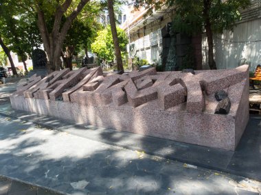 Thammasat Üniversitesi (Tha Prachan) BANGKOK THAILAND-30 Ekim 2018 1932 tarihli iktidar değişikliği ve 1971 1976 ve 1992 yıllarındaki Tayland siyasi ayaklanmaları anısına.