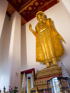 Wat Saket Ratcha Wora Maha Wihan BANGKOK THAILAND-28 NOVEMBER 2018: Rama I 'nin torunu III. Rama (17871851) Wat Saket phu khao (Altın Dağ) içinde devasa boyutlarda bir çeyiz inşa etmeye karar verdi.)
