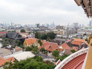 Wat Saket Ratcha Wora Maha Wihan BANGKOK THAILAND-28 NOVEMBER 2018: Rama I 'nin torunu III. Rama (17871851) Wat Saket phu khao (Altın Dağ) içinde devasa boyutlarda bir çeyiz inşa etmeye karar verdi.)