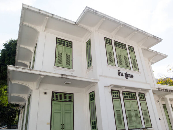 Wat Pathum wanaram Ratchaworawihan temple BANGKOK THAILAND-23 NOVEMBER 2016. Бодхисаттва увековечена. Его Величество и королевская семья многим махидолам
.