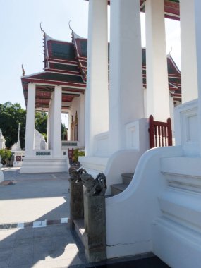 Bangkok Tayland 'daki Loha Prasat Wat Ratchanatda Tapınağı.