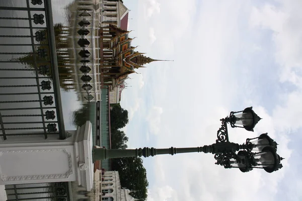 Bangkok Tayland-26 Şubat 2016 Demokrasi Anıtı Bangkok 'ta halka açık bir anıttır.