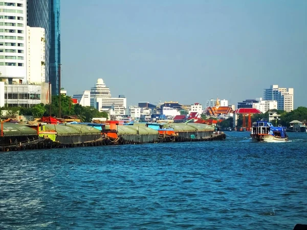 Chao Phraya River Bangkok Thailand Δεκεμβριου 2018Το Πλοίο Πλέει Στον — Φωτογραφία Αρχείου