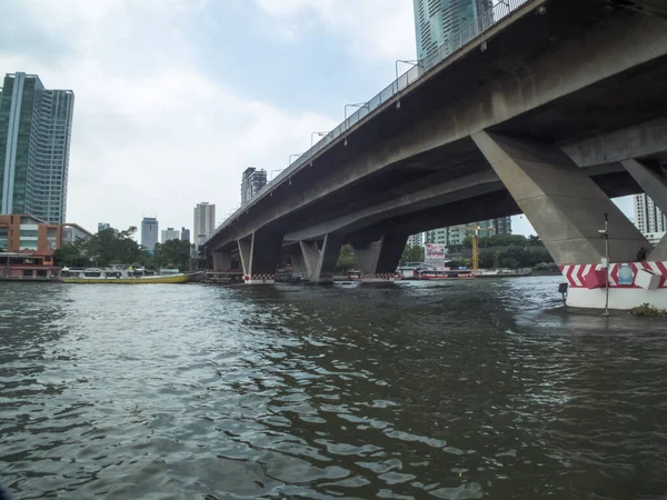 Bangkok Thailand Dezembro 2018Ponte Sobre Rio Chao Phraya — Fotografia de Stock