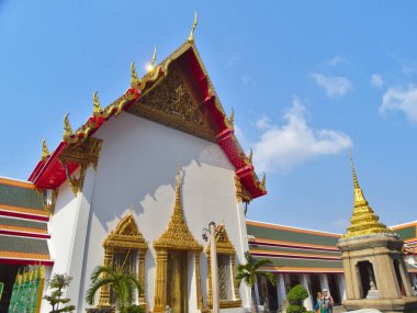 Wat Phra Chetuphon Vimolmangkalaram Tapınağı (Wat Pho) Tapınağı BANGKOK THAILAND-15 Şubat 2019Yetişkin rahipler bu tapınakta genç rahipleri eğitiyorlar BANGKOK THAILAND-15 Şubat 2019.