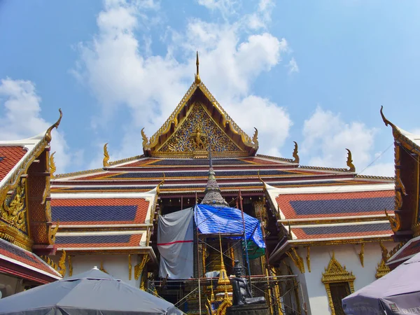 Wat Phra Kaew Temple Emerald Buddhabangkok Tajlandia Luty 2019Znaki Orientacyjne — Zdjęcie stockowe