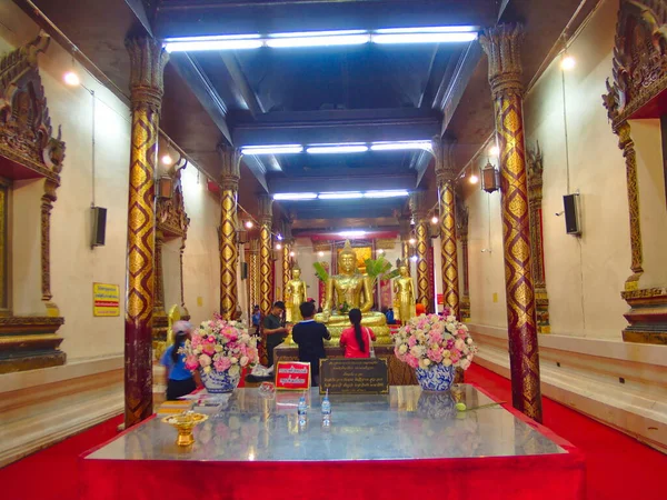 Wat Phanan Choeng Temple Ayutthaya Thailand Março 2019Esta Estátua Buda — Fotografia de Stock