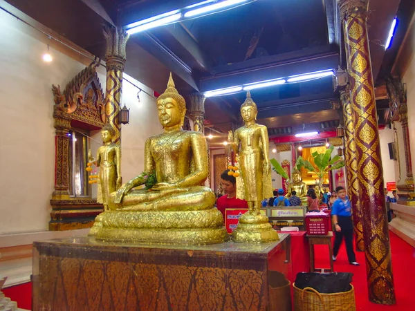 Wat Phanan Choeng Temple Ayutthaya Thailand March 2019Эта Уважаемая Статуя — стоковое фото