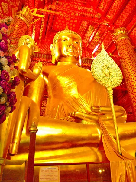 Wat Phanan Choeng Templo Ayutthaya Tailandia Marzo 2019Estatua Buda Phanan — Foto de Stock