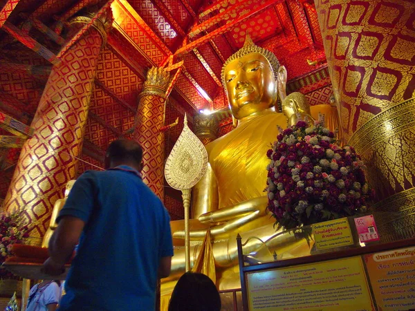 Wat Phanan Choeng Temple Ayutthaya Thailand Março 2019Esta Estátua Buda — Fotografia de Stock