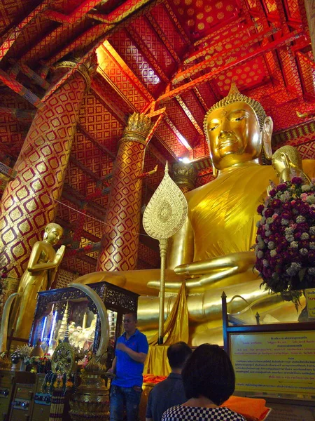 Wat Phanan Choeng Temple Ayutthaya Tailandia Marzo 2019Esta Estatua Buda — Foto de Stock