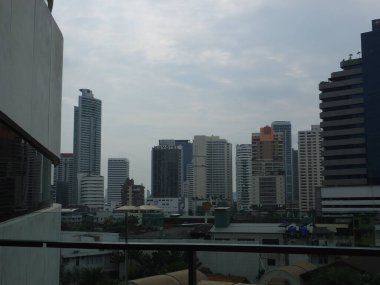 BANGKOK THAILAND-13 Mayıs 2019 Merkez Bangkok Asoke bölgesi ve Phrom Phong bölgesi. BANGKOK THAILAND-13 Mayıs 2019