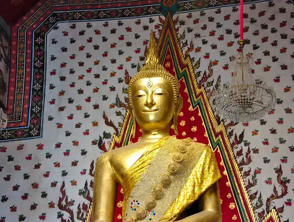 Бангкок Таиланд Апреля 2019Статуя Будды Чхуут Маха Манлакана Айтиянупит Ват — стоковое фото