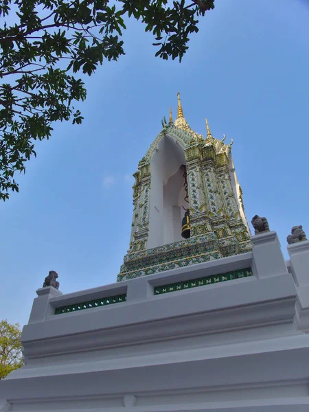 Wat Phra Chetuphon Wat Pho Znajduje Się Wspaniałą Świątynią Szmaragdowej — Zdjęcie stockowe