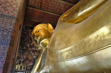 Wat Po Tapınağı, Phra Chetuphon Tapınağı tarihi, Ayutthaya döneminden beri inşa edilmiştir..