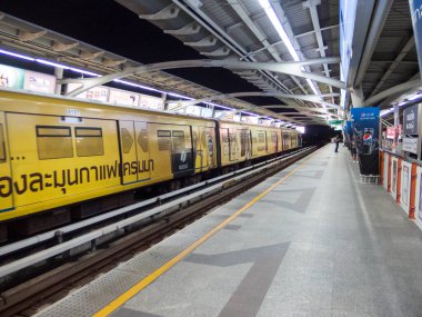 Mo Chit BTS İstasyonu BANGKOKTHAILAND-16 Ekim 2018 BTS Skytrain Mo Chit İstasyonu 16 Ekim 2018, Tayland