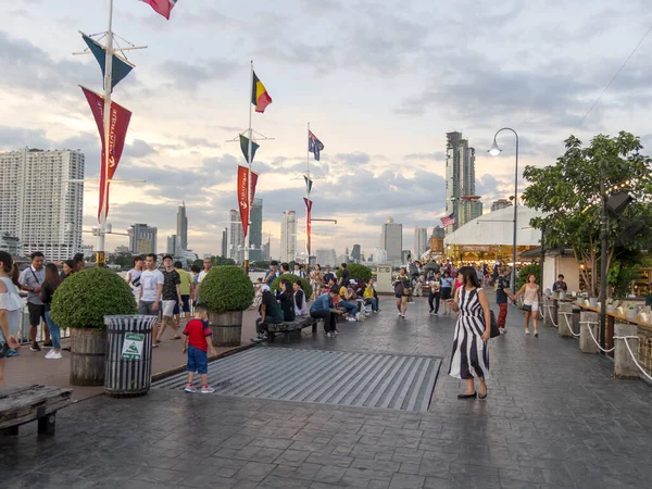 Asiática Bangkokthailand Agosto 2018 Turistas Vêm Banguecoque Para Ver Belo — Fotografia de Stock