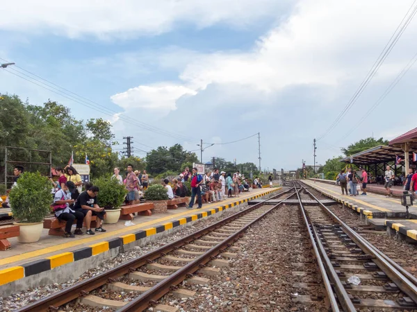 Ayutthaya Σιδηροδρομικός Σταθμός Ayutthaya Ταϊλάνδη Οκτωβριου 2018Το Βράδυ Του Τρένου — Φωτογραφία Αρχείου