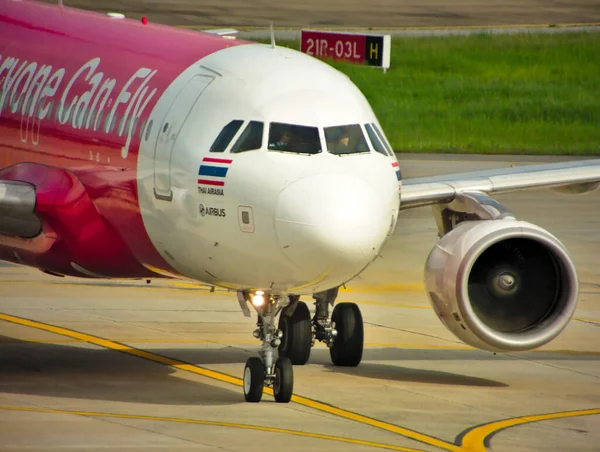 Don Mueang Airpor Bangkok Thailand Αυγουστου 2019Αεροπλάνο Της Airasiaair Asia — Φωτογραφία Αρχείου