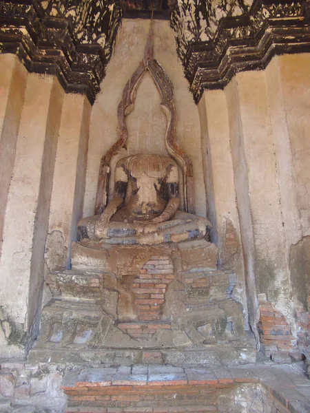 Estátua Buda Antiga Wat Chaiwatthanaram Templo Budista Cidade Ayutthaya Historical — Fotografia de Stock