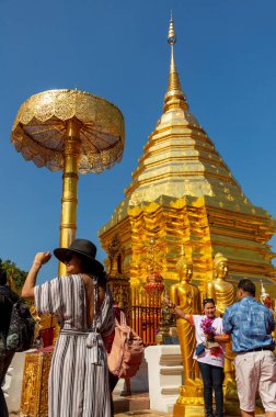CHIANG MAI THAILAND-12 HAZİRAN 2020Wat Phra Doi Suthep tapınağı Chiang Mai ovalarından 689 metre yükseklikte ve deniz seviyesinden 1046 metre yükseklikte. Chiang Mai 'deki en önemli tapınak.