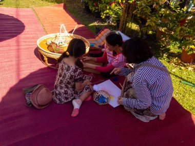 Lanna Mimarlık Merkezi Mimarlık Fakültesi CHIANG MAI THAILAND-11 HAZİRAN 2020 Lanna mimarisinin tarihi hakkında bilgi sergileniyor ve araştırılıyor. 120 yıldan daha eski binalar..