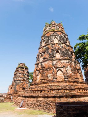 Wat Mahathat AyutthayaThailand-18 Ekim 2018 Phra Bu Phra Ram ve Kamma 'nın havarilerinin evidir. Bu tapınak yok edilip terk edilene kadar inşa edildi ve muhafaza edildi..
