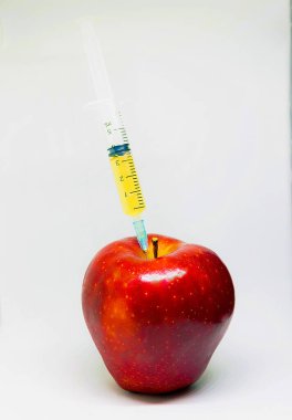 Şırıngalı elma. Genetik olarak Değiştirilmiş Organizma