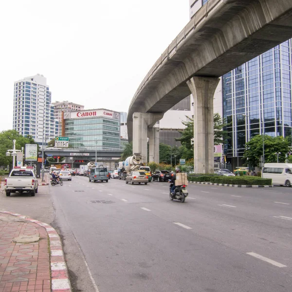 Sala Daeng Křižovatka Bangkokthailand Srpen 2018 Srdci Obchodní Čtvrti Bangkoku — Stock fotografie