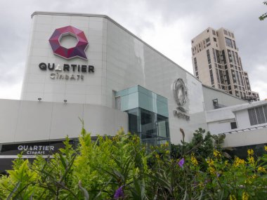 EmQuartier Alışveriş Merkezi BANGKOKTHAILAND-18 AĞUSTOS 2018 Quartier CineArt, bu alışveriş merkezinde bir sinemadır. 18 Ağustos 2018 'de Tayland' da