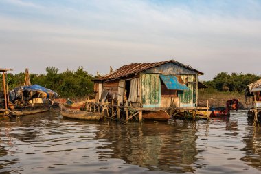 Kayan Köyü, Kamboçya, Tonle Sap, Koh Rong Adası.