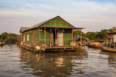 Kayan Köyü, Kamboçya, Tonle Sap, Koh Rong Adası.