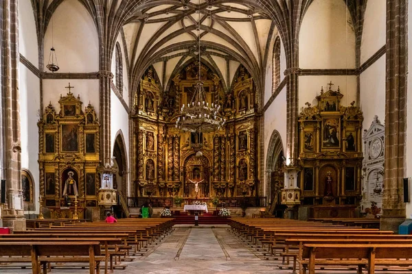 Zafra, España - 06 / 11 / 2019: Interior de Nuestra Señora de la Candelaria en Zafra — Foto de Stock