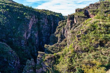 Provence-Alpes, Fransa 'daki Gorges de Daluis veya Chocolate Canyon.