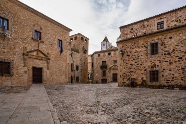 San Francisco Javier Kilisesi Caceres, İspanya 'da barok tarzında inşa edilmiştir.