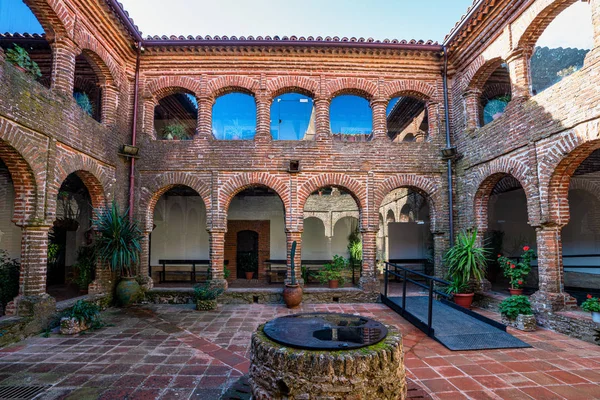 Dentro del Monasterio de Tentudia en Calera de Leon, Extremadura, España — Foto de Stock