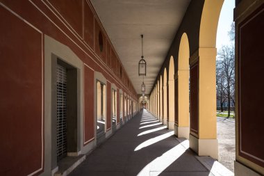 Münih, Bavyera, Almanya 'da Hofgarten Park' taki atari koridorları