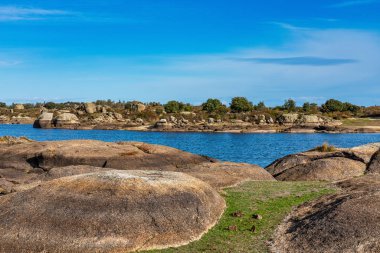 Los Barruecos Doğal Anıtı, Malpartida de Caceres, Extremadura, İspanya.