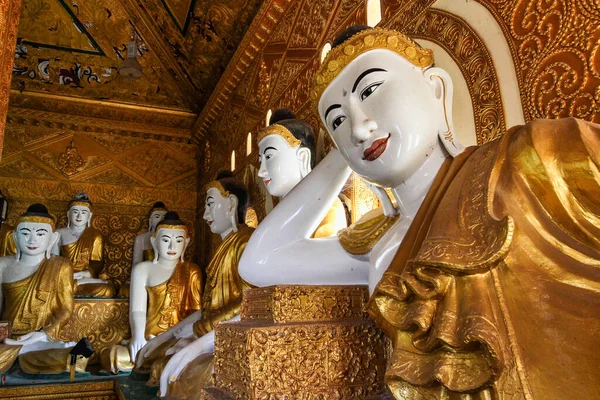 Kyaik Tan Lan eller Kyaikthanlan Pagoda i Mawlamyine, Mon stat, Myanmar — Stockfoto