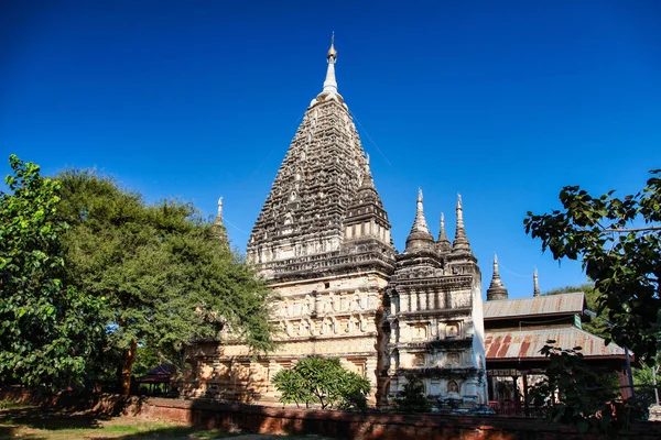 Templo de Mahabodhi no sítio arqueológico de Bagan, em Mianmar — Fotografia de Stock