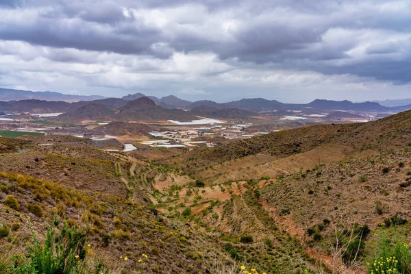 Mazarron, Murcia, İspanya yakınlarındaki Kanada Del Gallego 'daki dağ manzarası