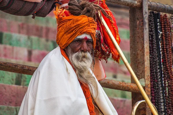 Varanasi, India - Dec 23, 2019: Sadhu at the ghats in Varanasi in India — стокове фото