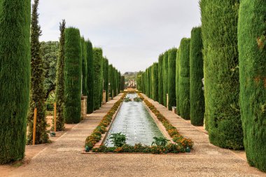 Hristiyan hükümdarların Alcazar bahçelerinin manzarası, Cordoba, Endülüs, İspanya 'da Alcazar de los Reyes Cristianos