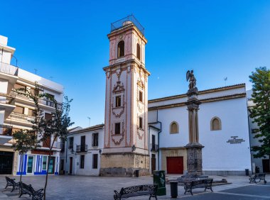 Iglesia de Santo Domingo, Cordoba, Endülüs, İspanya 'daki Plaza de la Compania meydanında.