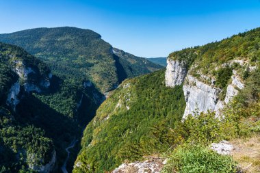 Gorges de la Bourne, Villard de Lans yakınlarındaki Bourne kanyonu, Fransa 'daki Vercors, Avrupa
