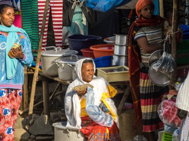 Addis Ababa, Etiyopya - 15 Şubat 2020: Addis Mercato, Etiyopya, Afrika 'nın en büyük pazarı.