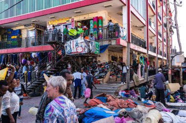 Addis Ababa, Etiyopya - 15 Şubat 2020: Addis Mercato, Etiyopya, Afrika 'nın en büyük pazarı.