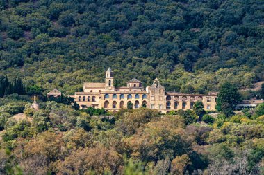 Cordoba, İspanya - 01 Kasım 2019: Medina Azahara, Cordoba, Endülüs, İspanya yakınlarındaki San Jeronimo de Valparaiso Manastırı