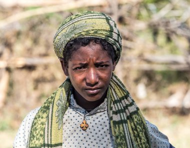 Gondar, Etiyopya - Şubat 06, 2020: Etiyopya, Afrika 'da Gondar yollarında Etiyopya halkı